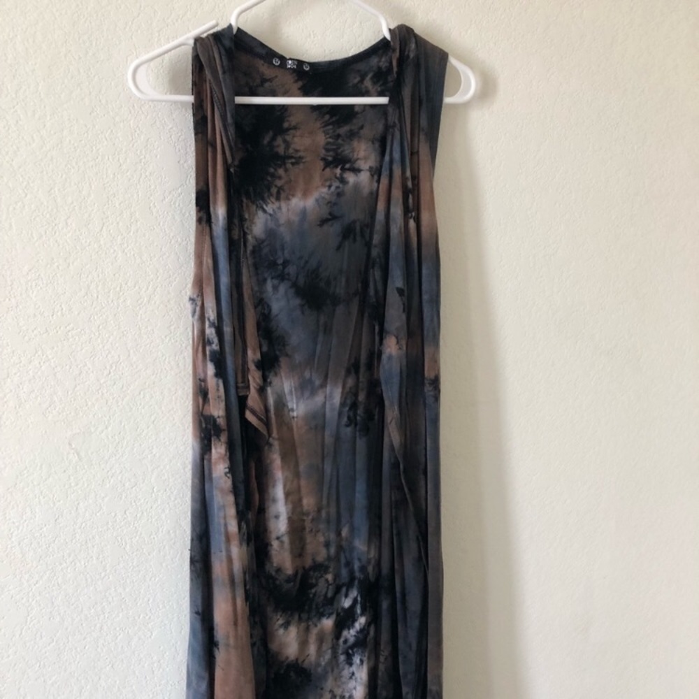 Coin 1804 hooded tie dye duster vest
